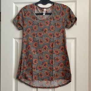 Sunflower and striped top